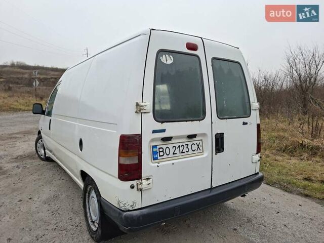 Белый Фиат Скудо, объемом двигателя 2 л и пробегом 200 тыс. км за 2400 $, фото 6 на Automoto.ua