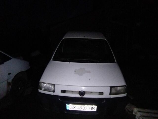 Белый Фиат Скудо, объемом двигателя 2 л и пробегом 300 тыс. км за 1800 $, фото 1 на Automoto.ua