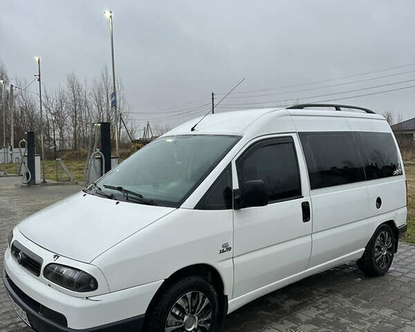 Білий Фіат Скудо, об'ємом двигуна 2 л та пробігом 253 тис. км за 4599 $, фото 2 на Automoto.ua