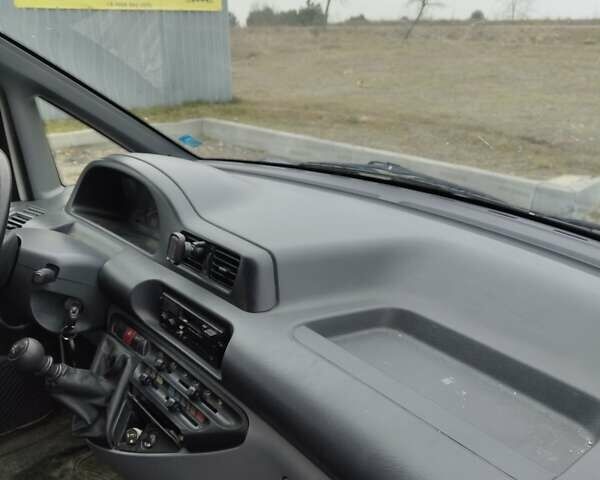 Белый Фиат Скудо, объемом двигателя 2 л и пробегом 248 тыс. км за 3800 $, фото 9 на Automoto.ua