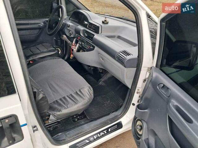 Белый Фиат Скудо, объемом двигателя 1.9 л и пробегом 222 тыс. км за 3999 $, фото 13 на Automoto.ua