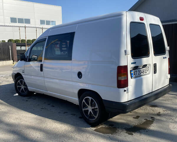 Білий Фіат Скудо, об'ємом двигуна 2 л та пробігом 284 тис. км за 4100 $, фото 3 на Automoto.ua