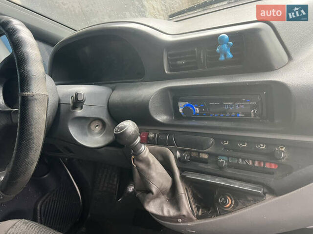 Белый Фиат Скудо, объемом двигателя 2 л и пробегом 300 тыс. км за 3250 $, фото 3 на Automoto.ua