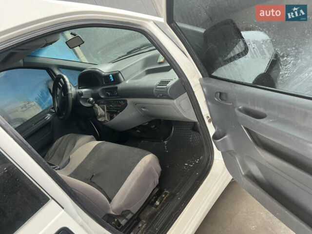 Белый Фиат Скудо, объемом двигателя 2 л и пробегом 300 тыс. км за 3250 $, фото 4 на Automoto.ua