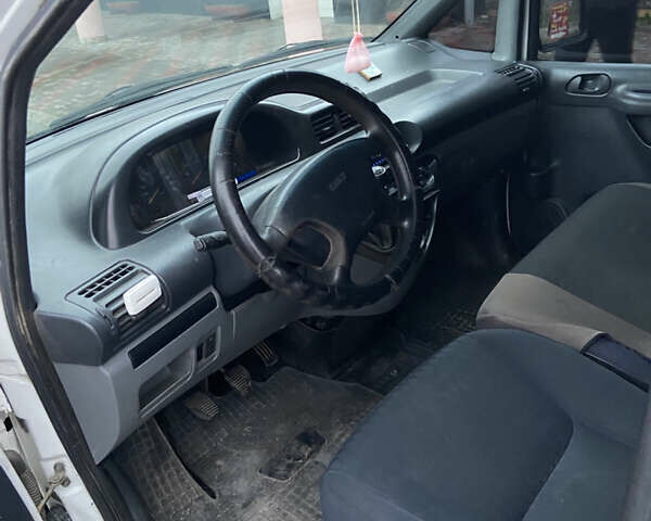 Белый Фиат Скудо, объемом двигателя 2 л и пробегом 403 тыс. км за 3500 $, фото 16 на Automoto.ua