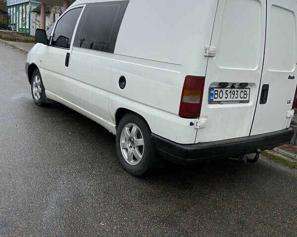 Белый Фиат Скудо, объемом двигателя 2 л и пробегом 403 тыс. км за 3500 $, фото 7 на Automoto.ua