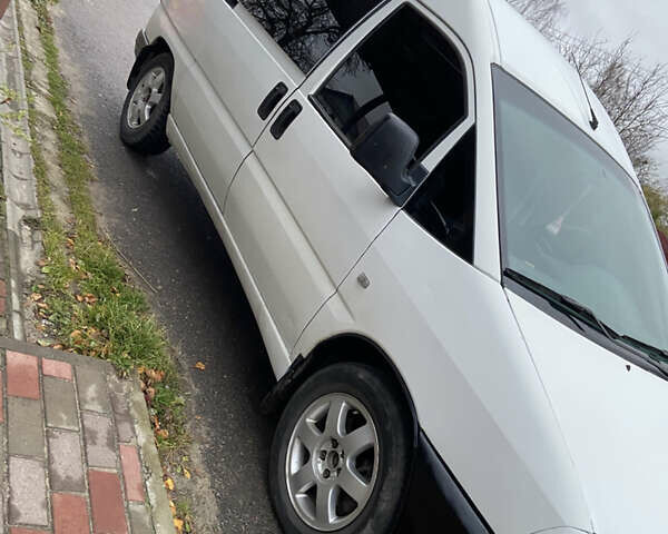 Белый Фиат Скудо, объемом двигателя 2 л и пробегом 403 тыс. км за 3500 $, фото 3 на Automoto.ua