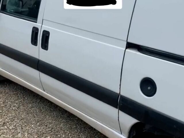 Белый Фиат Скудо, объемом двигателя 1.9 л и пробегом 200 тыс. км за 2500 $, фото 11 на Automoto.ua