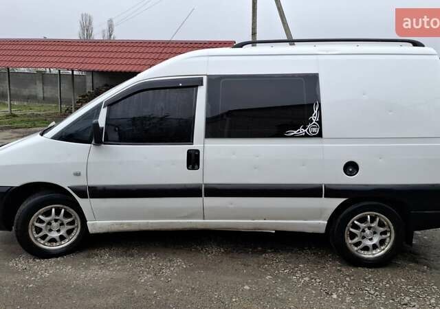 Білий Фіат Скудо, об'ємом двигуна 2 л та пробігом 294 тис. км за 4500 $, фото 6 на Automoto.ua