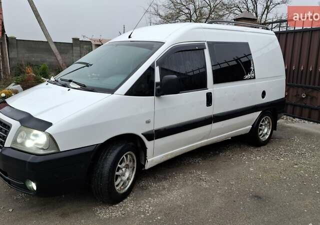 Білий Фіат Скудо, об'ємом двигуна 2 л та пробігом 294 тис. км за 4500 $, фото 5 на Automoto.ua