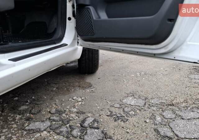 Білий Фіат Скудо, об'ємом двигуна 2 л та пробігом 294 тис. км за 4500 $, фото 23 на Automoto.ua