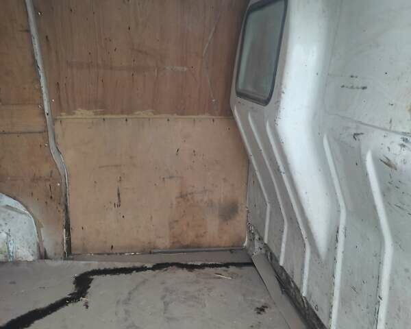 Белый Фиат Скудо, объемом двигателя 2 л и пробегом 238 тыс. км за 3500 $, фото 11 на Automoto.ua