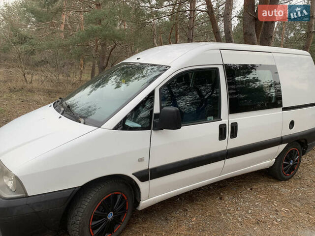 Білий Фіат Скудо, об'ємом двигуна 1.87 л та пробігом 250 тис. км за 4200 $, фото 1 на Automoto.ua
