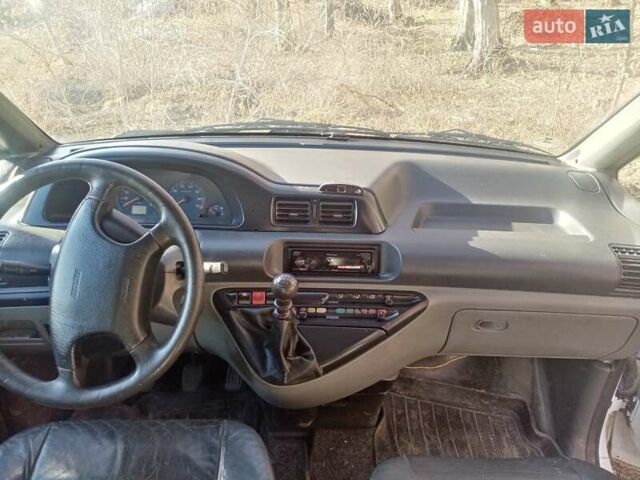 Белый Фиат Скудо, объемом двигателя 2 л и пробегом 300 тыс. км за 4500 $, фото 4 на Automoto.ua
