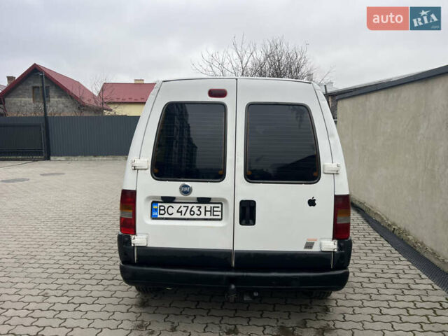 Белый Фиат Скудо, объемом двигателя 2 л и пробегом 299 тыс. км за 3649 $, фото 3 на Automoto.ua