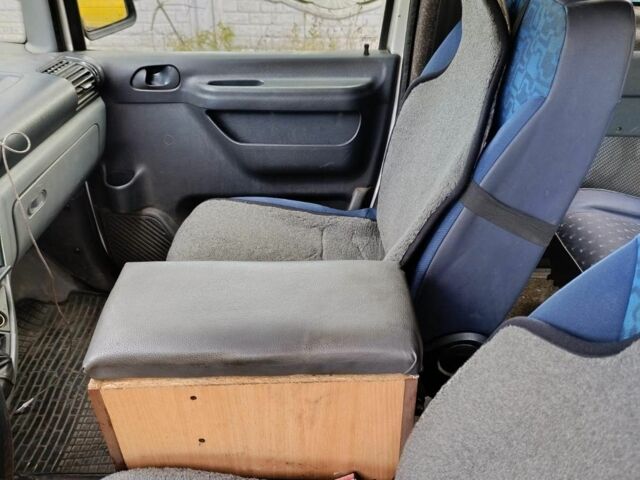 Белый Фиат Скудо, объемом двигателя 2 л и пробегом 196 тыс. км за 2500 $, фото 7 на Automoto.ua