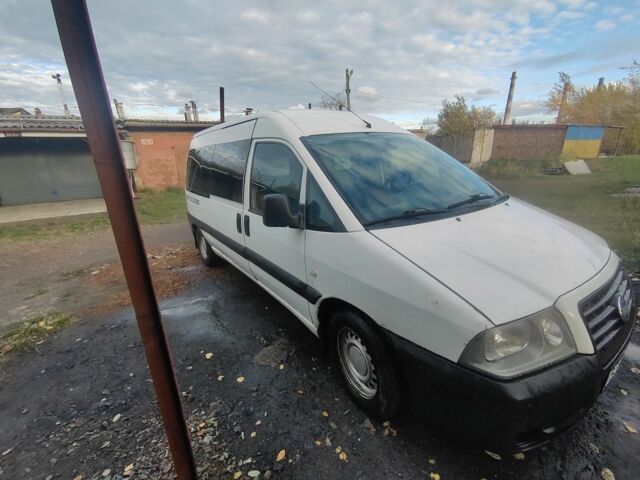 Білий Фіат Скудо, об'ємом двигуна 2 л та пробігом 344 тис. км за 3500 $, фото 1 на Automoto.ua