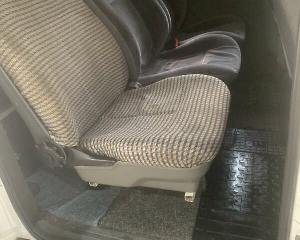 Белый Фиат Скудо, объемом двигателя 2 л и пробегом 310 тыс. км за 5300 $, фото 10 на Automoto.ua