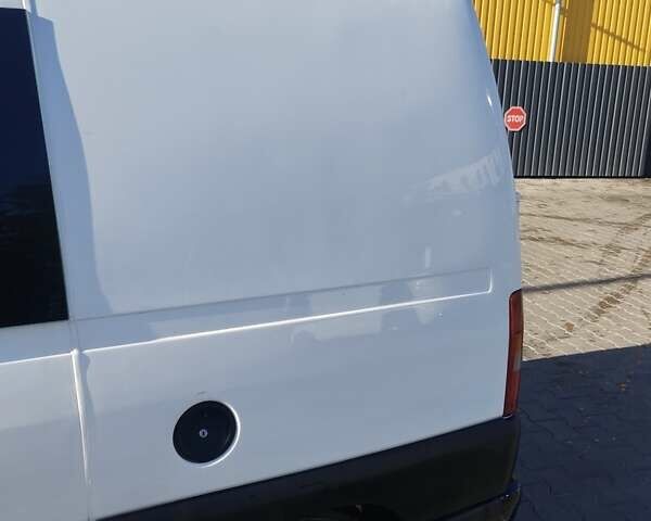 Белый Фиат Скудо, объемом двигателя 2 л и пробегом 274 тыс. км за 4100 $, фото 7 на Automoto.ua