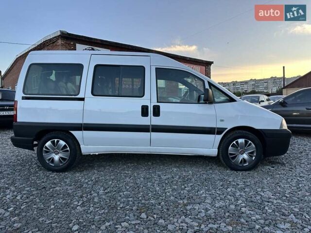 Белый Фиат Скудо, объемом двигателя 2 л и пробегом 252 тыс. км за 4950 $, фото 1 на Automoto.ua
