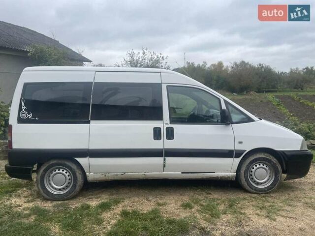 Білий Фіат Скудо, об'ємом двигуна 1.9 л та пробігом 382 тис. км за 2800 $, фото 1 на Automoto.ua