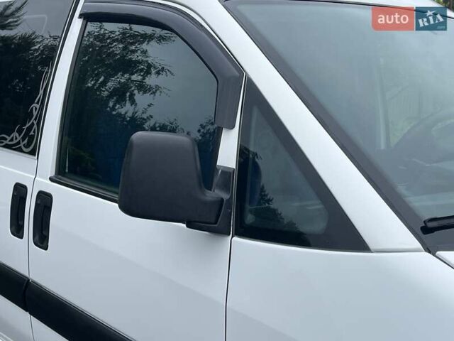 Белый Фиат Скудо, объемом двигателя 2 л и пробегом 230 тыс. км за 5499 $, фото 5 на Automoto.ua