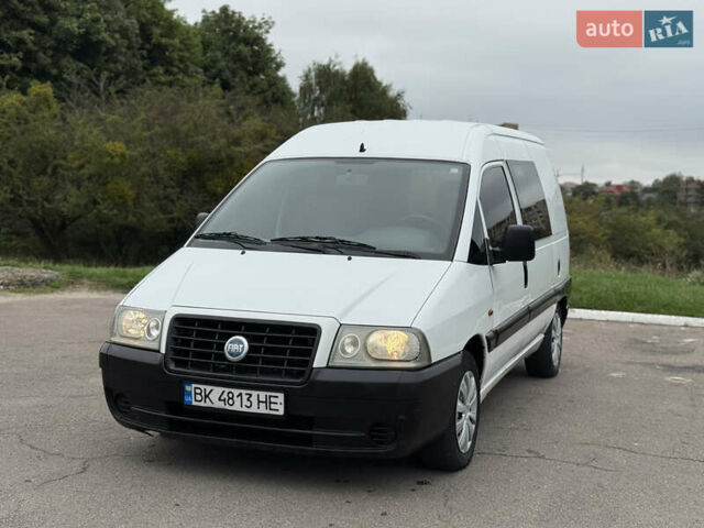 Белый Фиат Скудо, объемом двигателя 2 л и пробегом 300 тыс. км за 3500 $, фото 1 на Automoto.ua