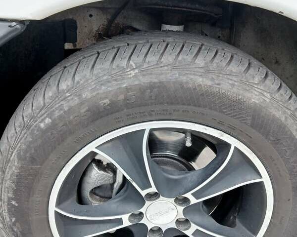 Белый Фиат Скудо, объемом двигателя 2 л и пробегом 359 тыс. км за 5000 $, фото 11 на Automoto.ua