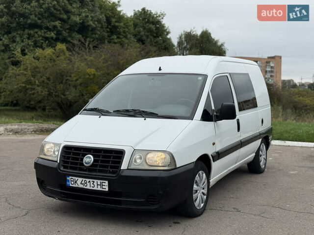 Белый Фиат Скудо, объемом двигателя 2 л и пробегом 300 тыс. км за 3500 $, фото 4 на Automoto.ua