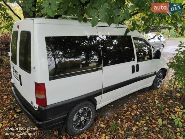 Белый Фиат Скудо, объемом двигателя 2 л и пробегом 359 тыс. км за 5000 $, фото 19 на Automoto.ua