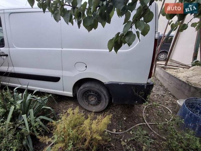 Белый Фиат Скудо, объемом двигателя 2 л и пробегом 268 тыс. км за 3500 $, фото 4 на Automoto.ua