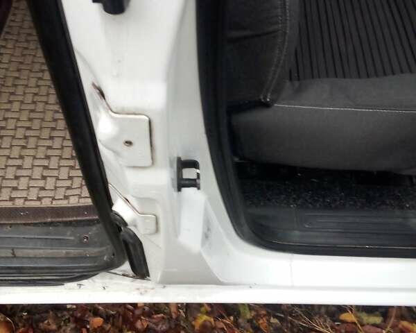 Белый Фиат Скудо, объемом двигателя 1.9 л и пробегом 310 тыс. км за 4550 $, фото 5 на Automoto.ua