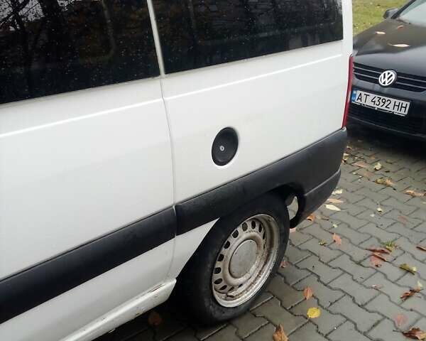 Белый Фиат Скудо, объемом двигателя 1.9 л и пробегом 310 тыс. км за 4550 $, фото 18 на Automoto.ua