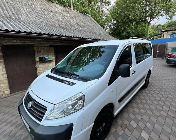 Фиат Скудо 2007 в Киеве на Automoto.ua Белый Фиат Скудо, объемом двигателя 2 л и пробегом 300 тыс. км за 6000 $, фото 1 на Automoto.ua