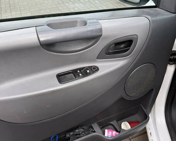 Белый Фиат Скудо, объемом двигателя 2 л и пробегом 398 тыс. км за 5700 $, фото 9 на Automoto.ua