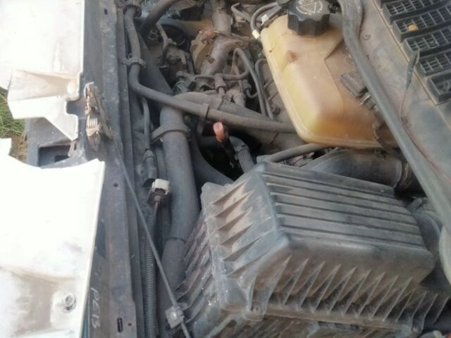 Белый Фиат Скудо, объемом двигателя 2 л и пробегом 320 тыс. км за 2500 $, фото 3 на Automoto.ua