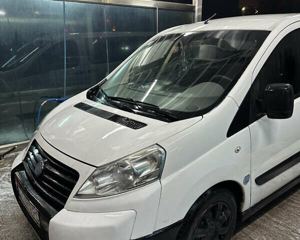 Білий Фіат Скудо, об'ємом двигуна 2 л та пробігом 530 тис. км за 4400 $, фото 1 на Automoto.ua