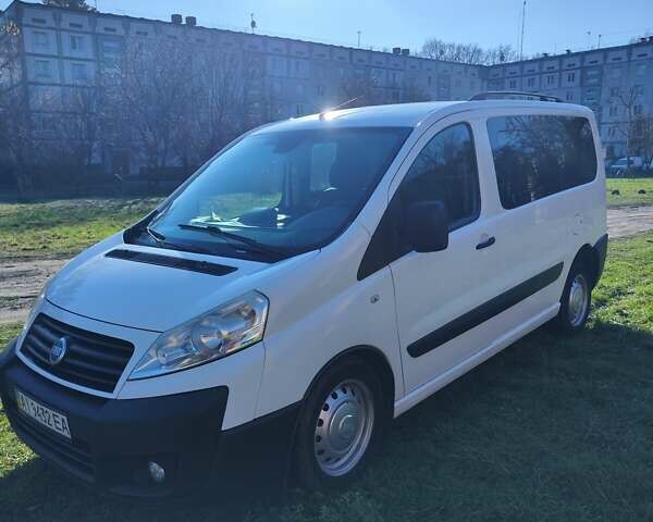 Белый Фиат Скудо, объемом двигателя 2 л и пробегом 317 тыс. км за 6100 $, фото 1 на Automoto.ua