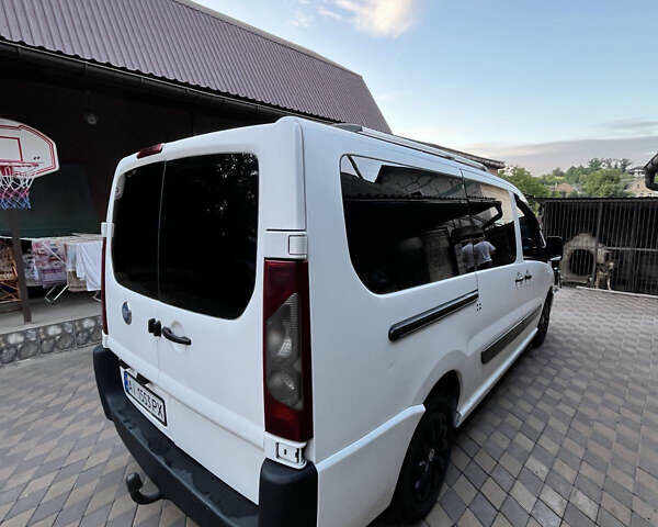 Фиат Скудо 2007 в Киеве на Automoto.ua Белый Фиат Скудо, объемом двигателя 2 л и пробегом 300 тыс. км за 6000 $, фото 5 на Automoto.ua