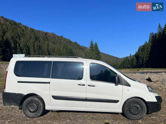 Белый Фиат Скудо, объемом двигателя 2 л и пробегом 193 тыс. км за 7500 $, фото 6 на Automoto.ua