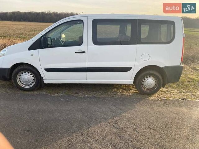 Белый Фиат Скудо, объемом двигателя 1.6 л и пробегом 206 тыс. км за 5500 $, фото 1 на Automoto.ua
