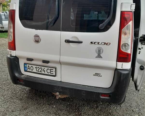 Белый Фиат Скудо, объемом двигателя 1.6 л и пробегом 300 тыс. км за 5900 $, фото 4 на Automoto.ua