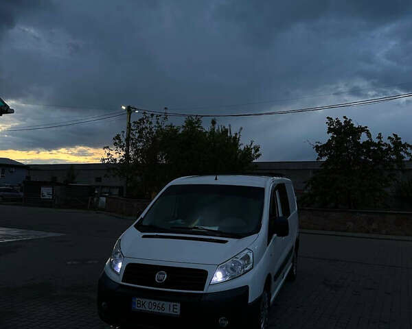 Белый Фиат Скудо, объемом двигателя 2 л и пробегом 330 тыс. км за 6300 $, фото 8 на Automoto.ua