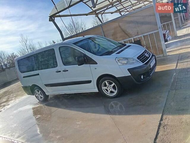 Белый Фиат Скудо, объемом двигателя 2 л и пробегом 400 тыс. км за 5000 $, фото 6 на Automoto.ua