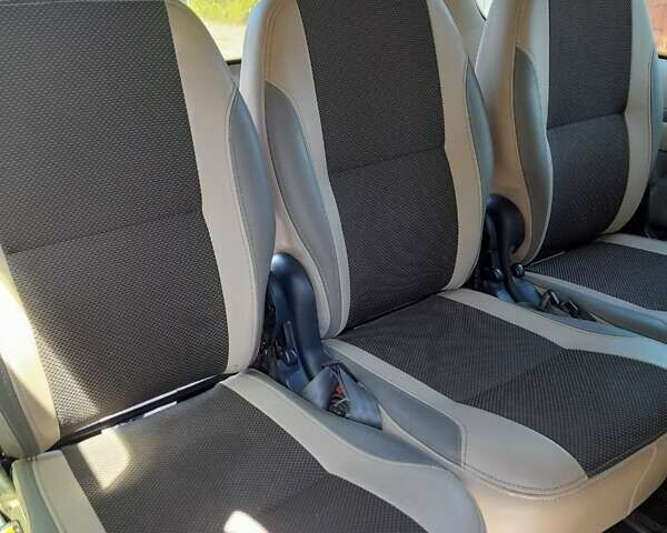 Белый Фиат Скудо, объемом двигателя 1.9 л и пробегом 340 тыс. км за 7000 $, фото 7 на Automoto.ua