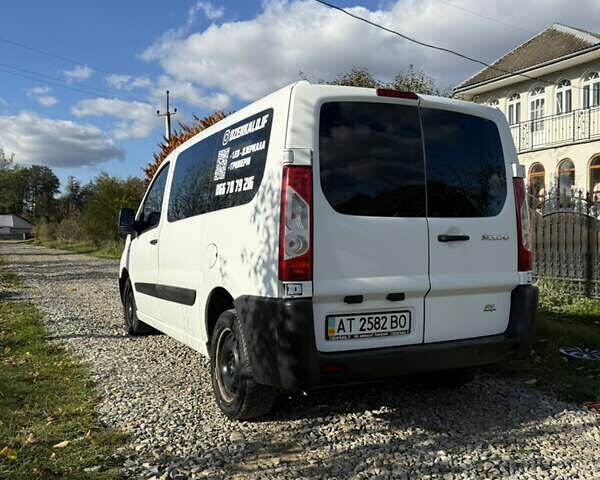 Білий Фіат Скудо, об'ємом двигуна 2 л та пробігом 200 тис. км за 7800 $, фото 4 на Automoto.ua