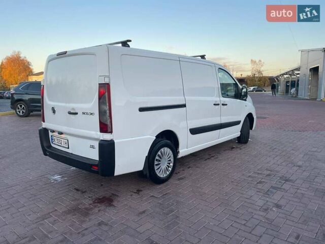Белый Фиат Скудо, объемом двигателя 2 л и пробегом 425 тыс. км за 5300 $, фото 8 на Automoto.ua