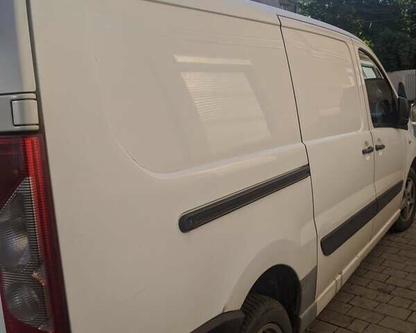 Білий Фіат Скудо, об'ємом двигуна 2 л та пробігом 280 тис. км за 5800 $, фото 2 на Automoto.ua