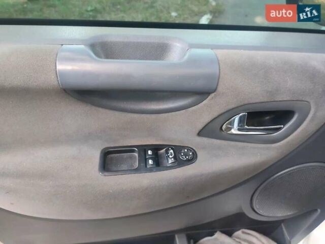 Білий Фіат Скудо, об'ємом двигуна 2 л та пробігом 270 тис. км за 12400 $, фото 16 на Automoto.ua