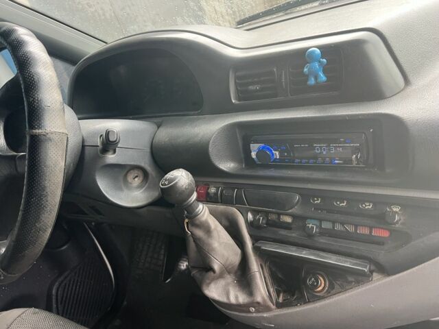 Фиат Скудо 2003 в Красилове на Automoto.ua Белый Фиат Скудо, объемом двигателя 2 л и пробегом 300 тыс. км за 3250 $, фото 7 на Automoto.ua